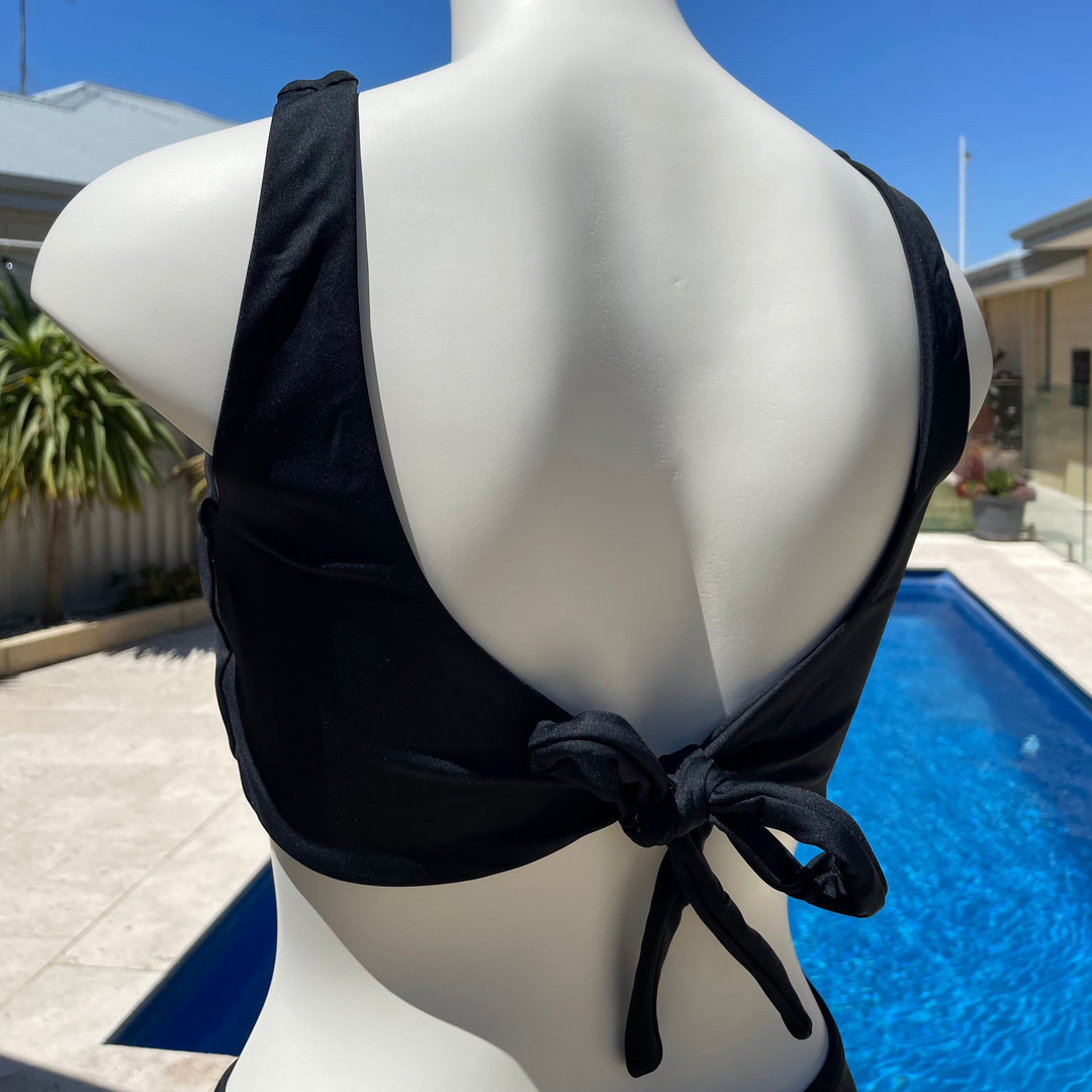 Daisea Bikini Top
